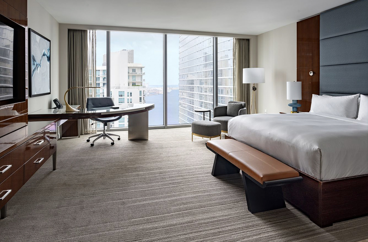 THE GEN X WANDERER Best Marriott Hotels in Miami to Stay Pre-Cruise